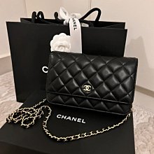 J&S 精品小舖 1210 Chanel 香奈兒包 AP0250 鍊帶發財包 羊皮黑金鏈 現貨