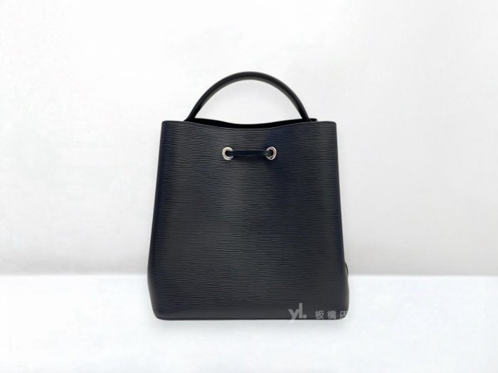 遠麗精品 132 S5428 LV包包 NEONOE 黑色EPI水波紋皮革水桶包 M54366 (板橋府中店)
