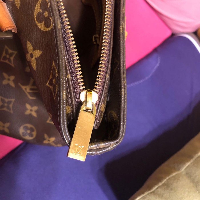 近全新 Y7469031965 329 LV 天星包（保真）可配合至名店察查