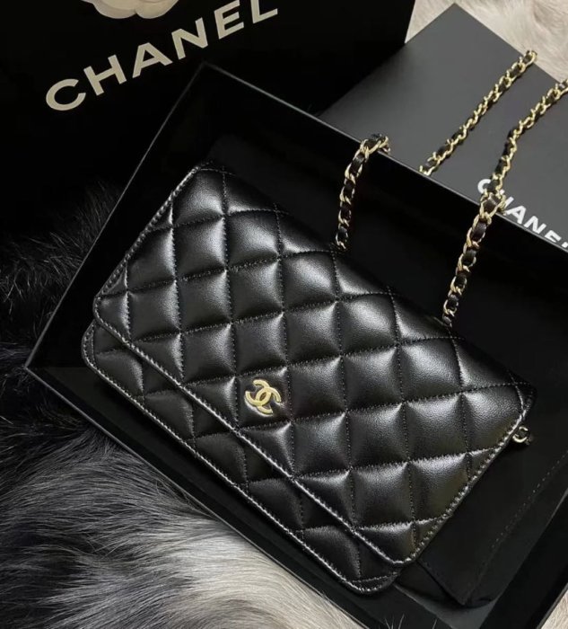 J&S 精品小舖 1210 Chanel 香奈兒包 AP0250 鍊帶發財包 羊皮黑金鏈 現貨